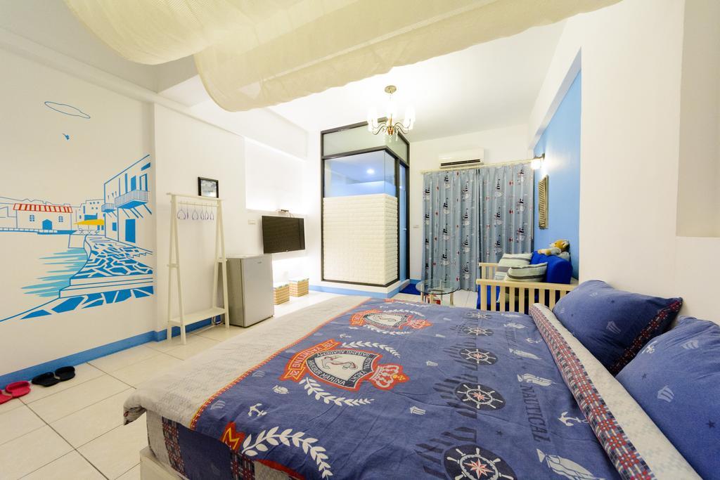 Play House Hotel Tainan Exterior photo